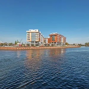 Riverside Apartments-brabank Lejlighed